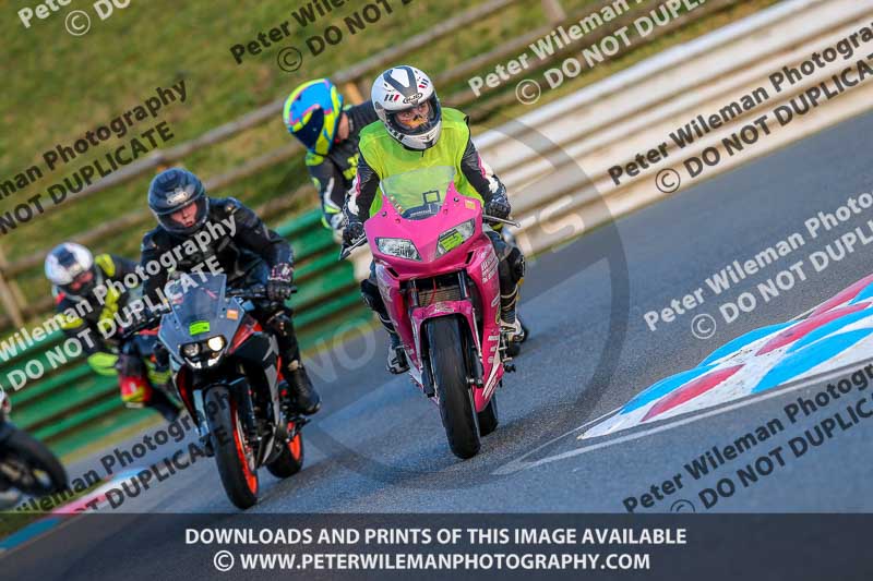 PJM Wedding Photography;enduro digital images;event digital images;eventdigitalimages;mallory park;mallory park photographs;mallory park trackday;mallory park trackday photographs;no limits trackdays;peter wileman photography;racing digital images;trackday digital images;trackday photos